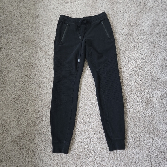 Alo Yoga Womens Urban Moto Sweatpant Joggers Small Black Slim Fit Casua Travel - Picture 2 of 15